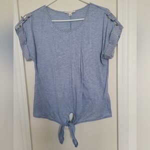 Blue Parallell Skies summer top. Size Medium.